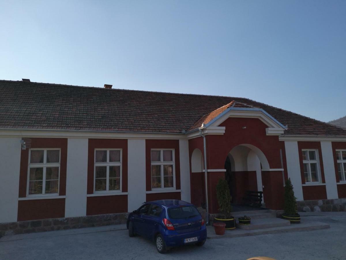 Hotel Etno Konak Angela Kalna Exteriér fotografie
